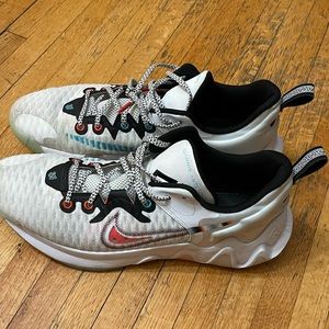 Giannis basketball shoes